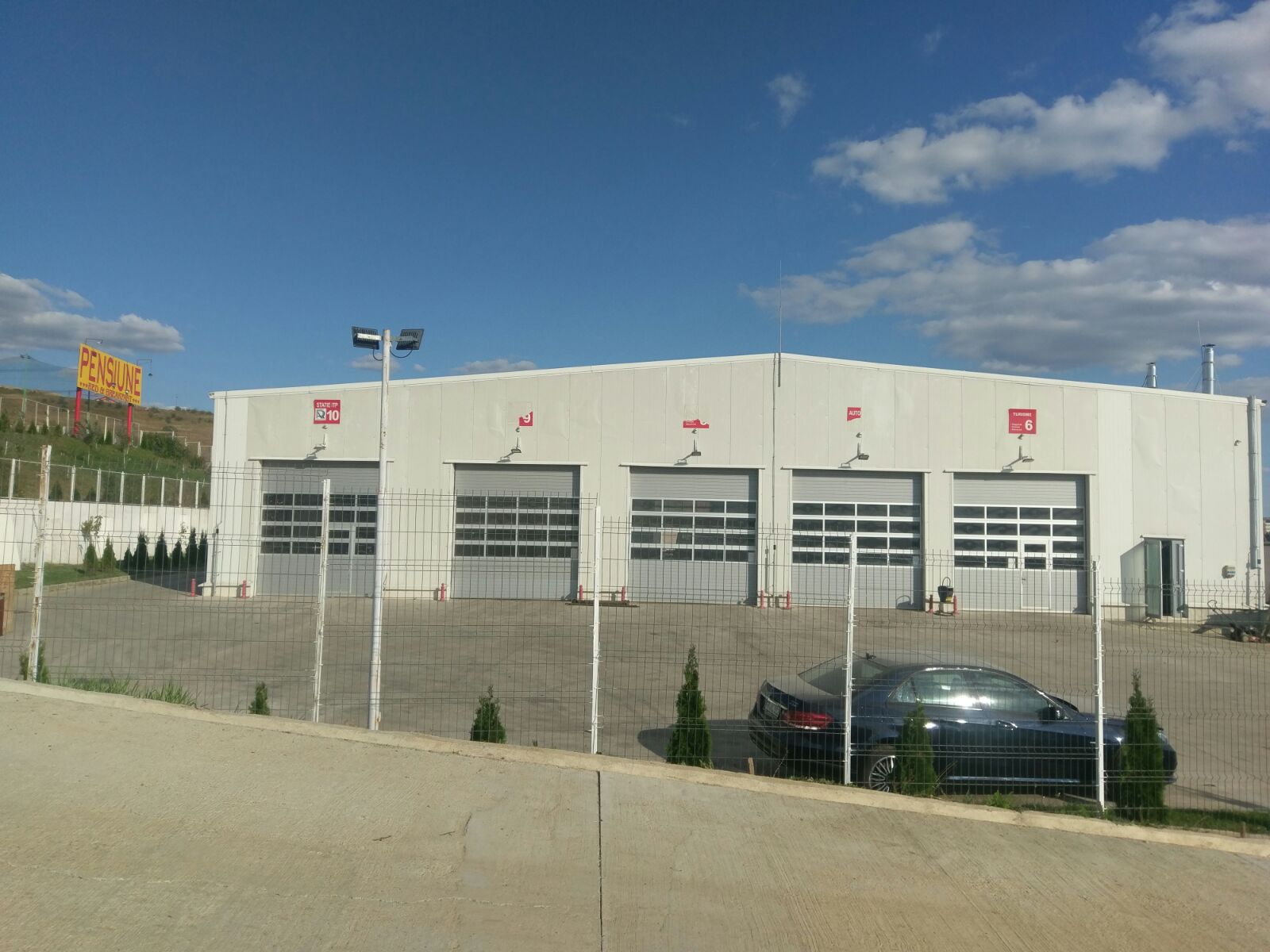 Stația ITP LKW Marian din Iași: canale de inspecție pentru autoturisme, bus și camioane